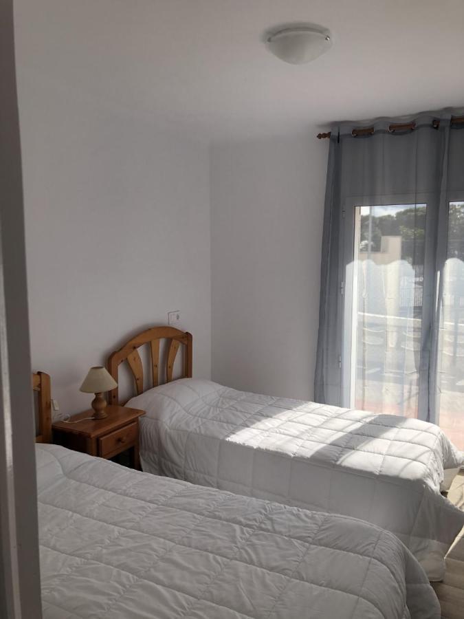 Planta Baixa Amb Jardi I Vistes Al Mar Apartment Llanca Luaran gambar